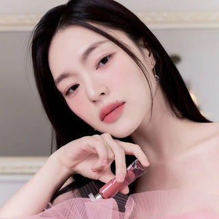 OBJET LIQUID 019 LAVISH - Lip Tint Cu Textura Usoara Cu Finish Mat Si Blurat - skinseen.ro