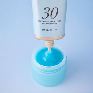 30 SECONDS GLOW & CLEAR GEL SUNSCREEN – MOIST - Protectie Solara Gel - Crema Cu Textura Lejera Cu Efect De Hidratare - skinseen.ro